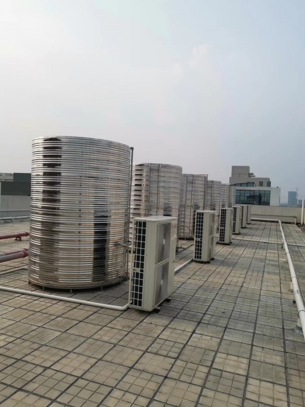 独立芬供热水系统